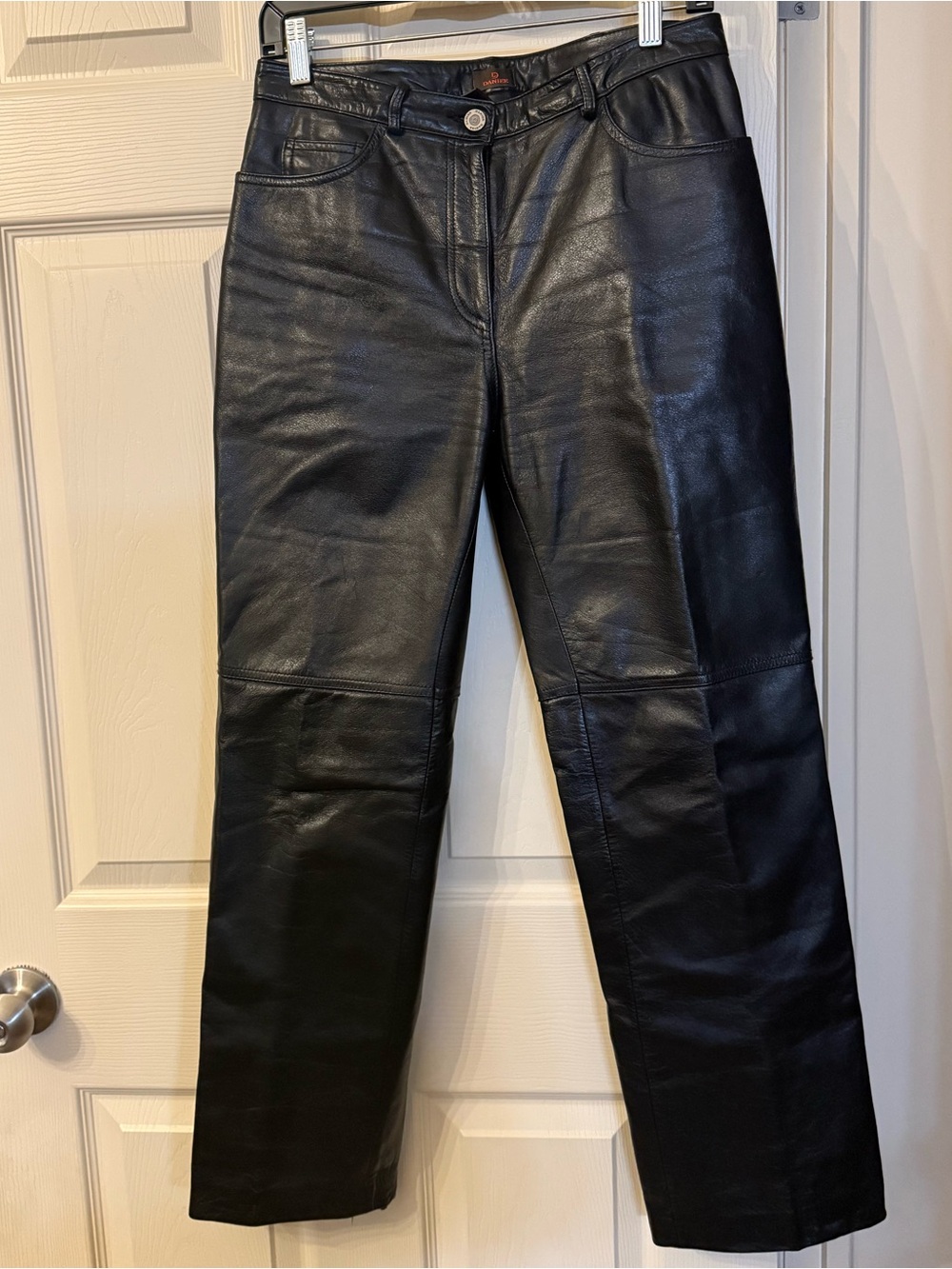 Danier 💯 Leather 5 pocket pant size 6